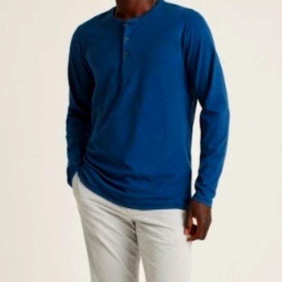 Bonobos Jetsetter Performance Long Sleeve Henley - Picture 1 of 5
